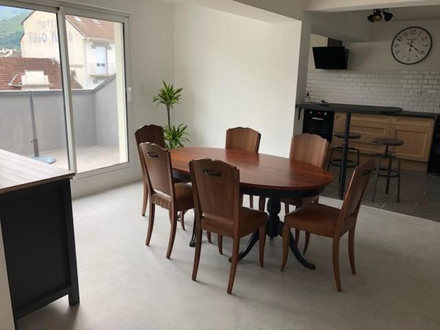Loft Reve Du Soir 125 M2 Climatise 350 M De La Gare Apartment Lourdes Exterior photo