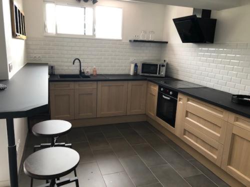 Loft Reve Du Soir 125 M2 Climatise 350 M De La Gare Apartment Lourdes Exterior photo